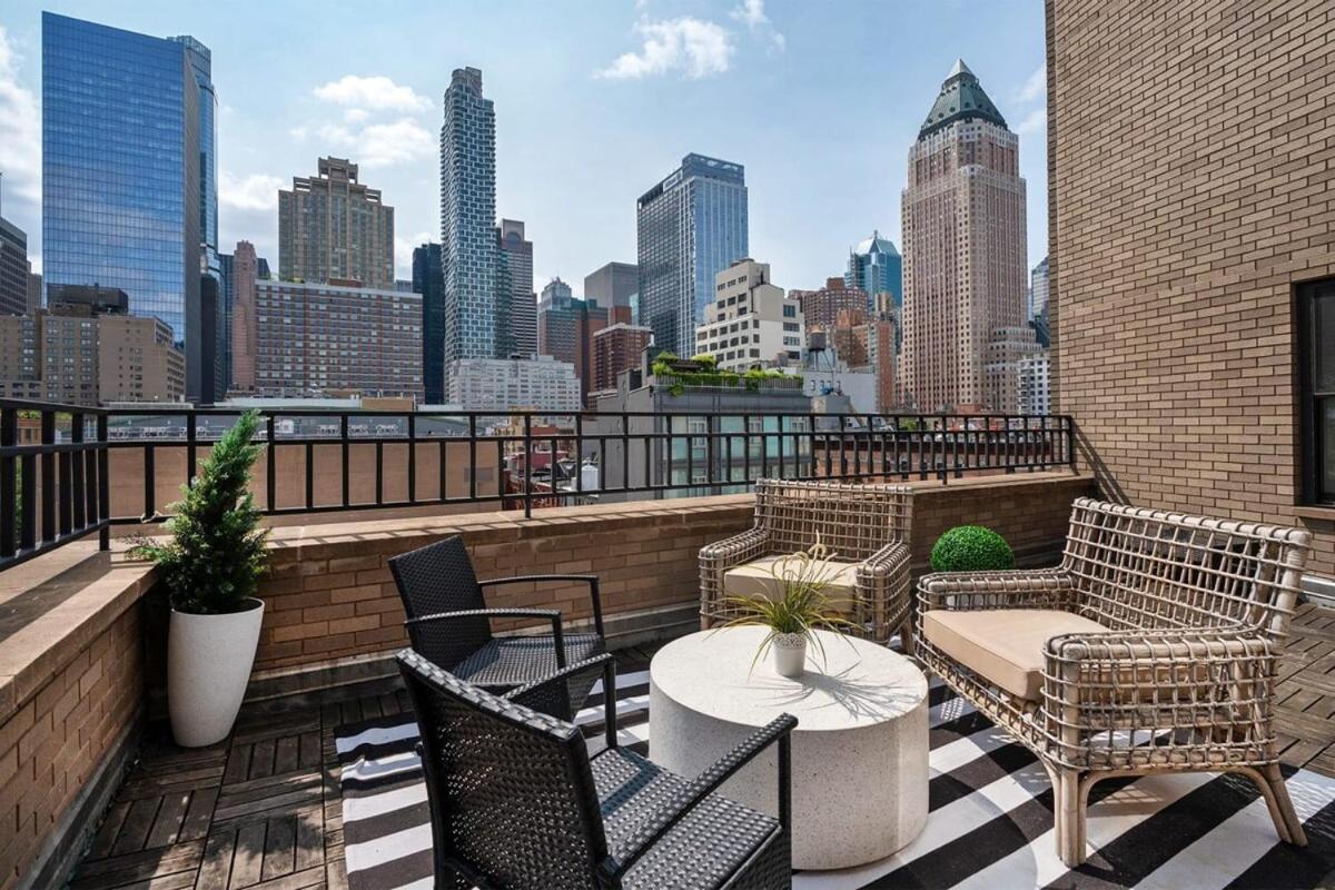 809-6a New 2br Duplex With A Private Patio * New York
