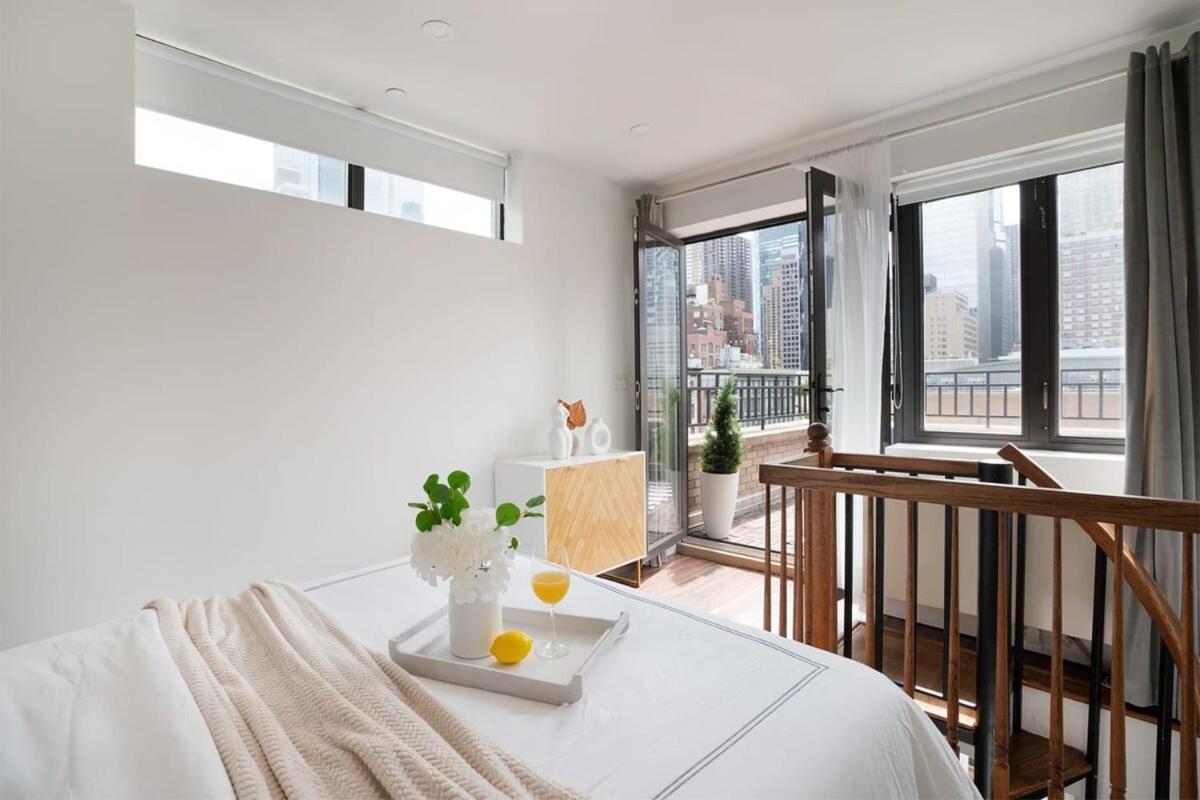 809-6a New 2br Duplex With A Private Patio * New York